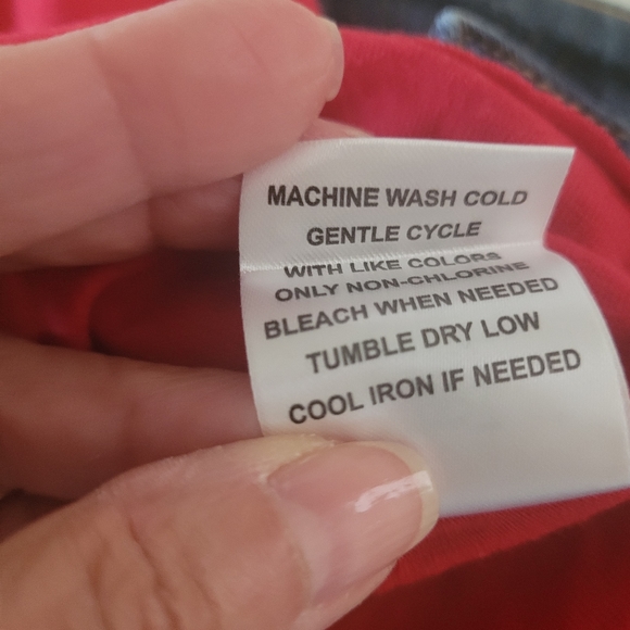 Ed Hardy Tee - Picture 7 of 10